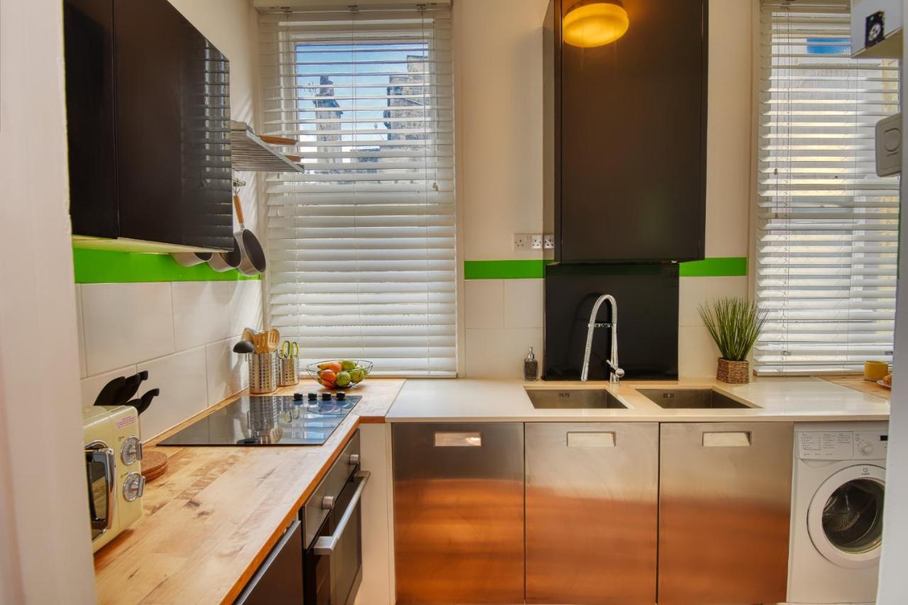 2 Bedroom Apartment In Bath City Centre With Garden & Free Parking Exterior photo